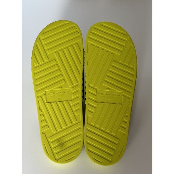 New $420 Bottega Veneta Men\'s Rubber Kiwi Slides Sandals 13 US (46 Euro) 690105 main image 7